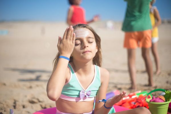 Crème visage enfant : soin apaisant pour leur peau fragile